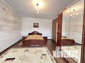 Дом 290м², 3-этажный, на длительный срок, 