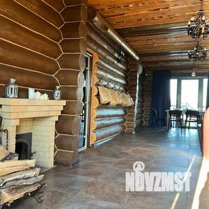 Дом 328м&sup2;, 3-этажный, посуточно, 