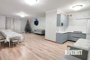 Дом 350м&sup2;, 4-этажный, посуточно, 