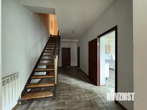 Дом 160м², 2-этажный, на длительный срок, 