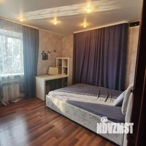Коттедж 250м², 2-этажный, участок 10 сот.  
