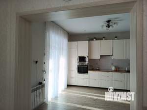 Коттедж 230м², 2-этажный, участок 10 сот.  