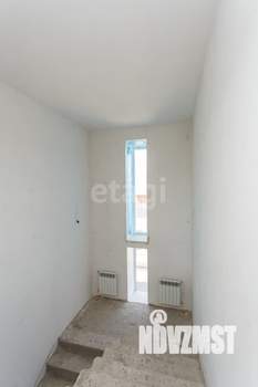 Дом 442м&sup2;, 3-этажный, участок 12 сот.  