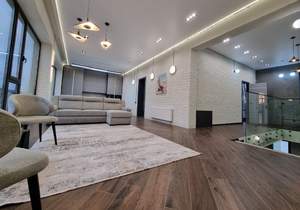 Дом 350м², 2-этажный, участок 30 сот.  