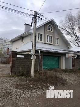 Коттедж 394м², 3-этажный, участок 6 сот.  