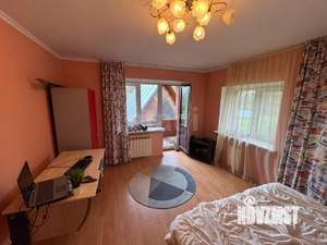 Дом 400м&sup2;, 3-этажный, участок 20 сот.  