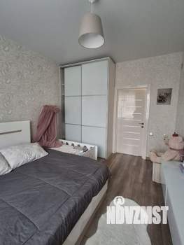 Коттедж 130м², 2-этажный, участок 8 сот.  