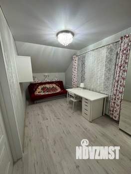 Дом 300м&sup2;, 2-этажный, участок 10 сот.  