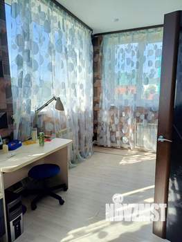 Дом 200м², 3-этажный, участок 16 сот.  