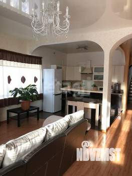 Дом 471м&sup2;, 2-этажный, участок 12 сот.  