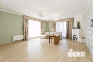 Дом 442м&sup2;, 3-этажный, участок 12 сот.  