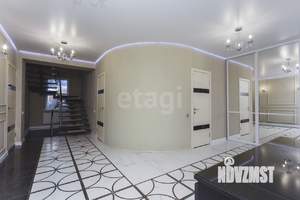 Дом 282м&sup2;, 2-этажный, участок 3 сот.  