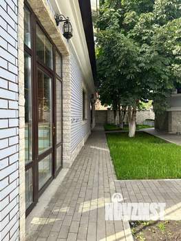 Дом 427м², 4-этажный, участок 12 сот.  