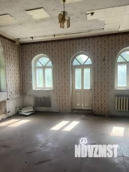 Дом 243м², 3-этажный, участок 12 сот.  