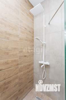 Дом 145м&sup2;, 2-этажный, участок 6 сот.  