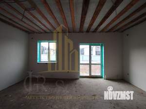 Дом 120м², 2-этажный, участок 6 сот.  