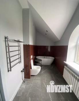 Коттедж 160м², 2-этажный, участок 15 сот.  