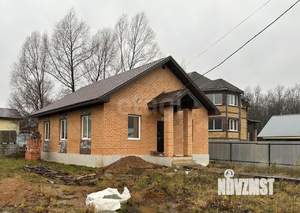 Дом 140м², 1-этажный, участок 8 сот.  