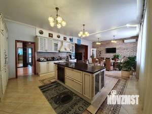 Коттедж 400м², 3-этажный, участок 13 сот.  