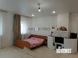 Дом 195м², 2-этажный, участок 10 сот.  