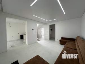 Дом 140м², 2-этажный, участок 7 сот.  