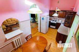 Коттедж 288м², 2-этажный, участок 11 сот.  
