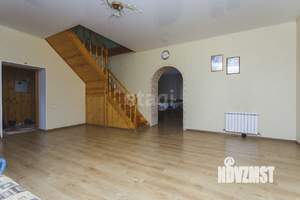 Дом 230м², 2-этажный, участок 8 сот.  