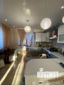 Дом 160м², 3-этажный, участок 12 сот.  