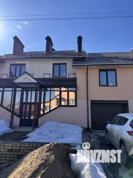 Таунхаус 243м², 3-этажный, участок 4 сот.  