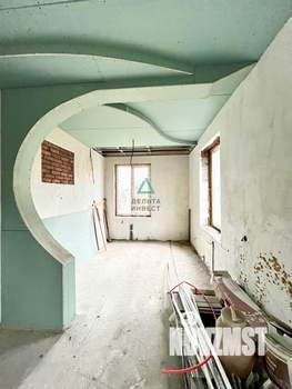 Таунхаус 219м², 3-этажный, участок 10 сот.  