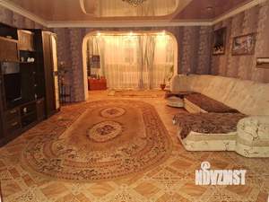 Коттедж 300м², 2-этажный, участок 6 сот.  