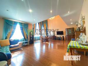 Коттедж 430м², 3-этажный, участок 10 сот.  