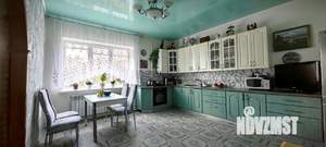 Дом 196м², 2-этажный, участок 10 сот.  