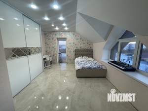 Коттедж 147м², 2-этажный, участок 8 сот.  