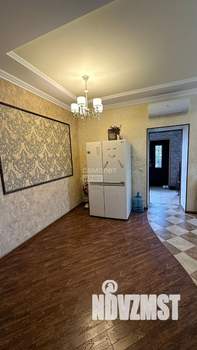 Дом 237м², 3-этажный, участок 13 сот.  