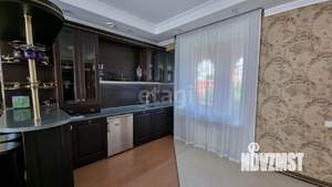 Дом 350м², 3-этажный, участок 12 сот.  