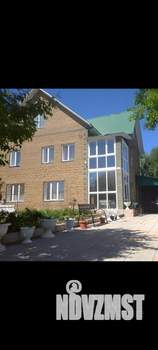 Коттедж 400м&sup2;, 2-этажный, участок 7 сот.  