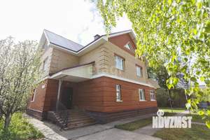 Коттедж 281м², 2-этажный, участок 15 сот.  