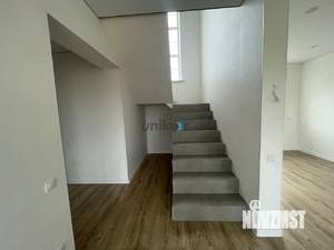 Дом 120м², 2-этажный, участок 6 сот.  