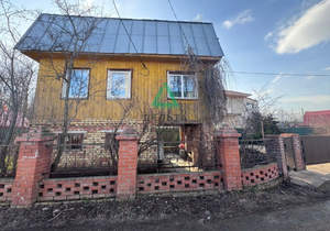 Дом 30м², 2-этажный, участок 5 сот.  