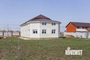 Дом 284м², 2-этажный, участок 15 сот.  