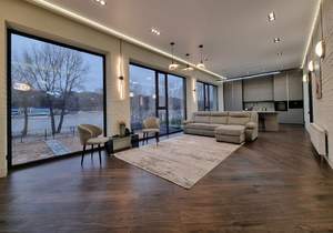 Дом 350м², 2-этажный, участок 30 сот.  