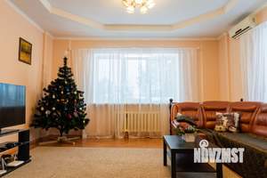 Коттедж 358м², 2-этажный, участок 13 сот.  