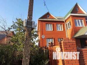 Коттедж 315м², 2-этажный, участок 8 сот.  