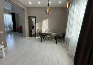 Дом 97м², 2-этажный, участок 9 сот.  