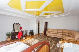 Дом 350м², 2-этажный, участок 15 сот.  