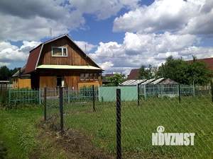 Дом 35м&sup2;, 2-этажный, участок 4 сот.  