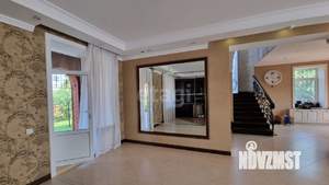 Дом 350м², 3-этажный, участок 12 сот.  