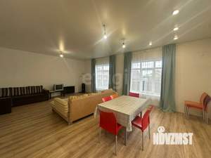 Дом 165м², 2-этажный, участок 6 сот.  