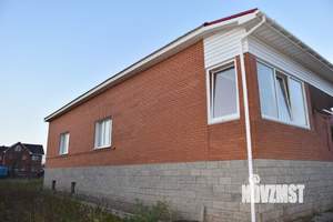 Дом 368м², 2-этажный, участок 15 сот.  